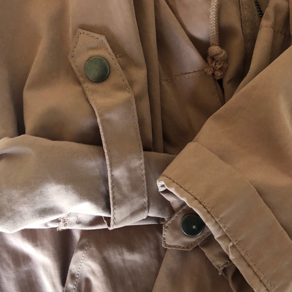 Jacket - Picture 4 of 5